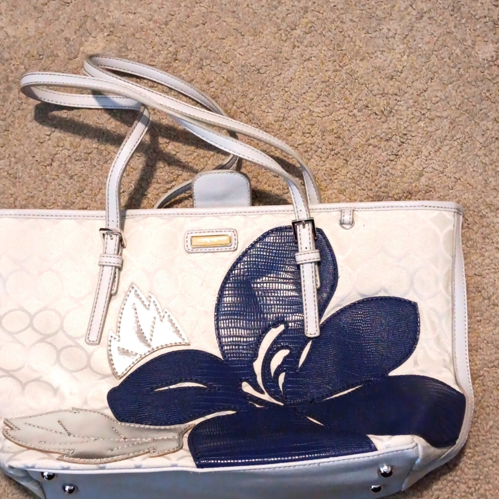 Nine west pocket west